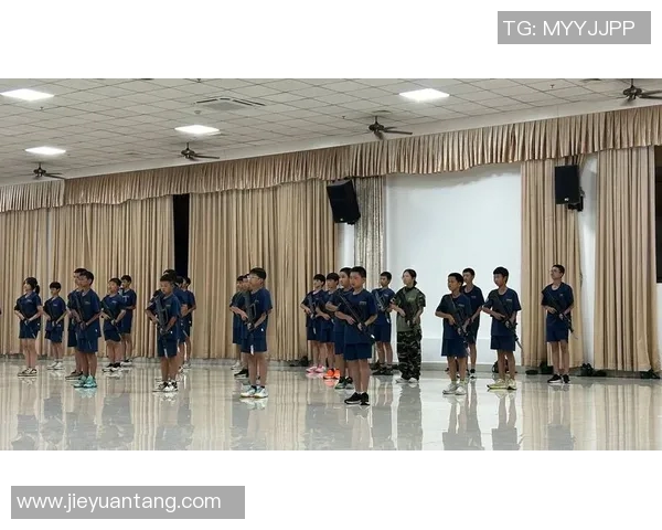 广州街舞队的蜕变与热议：从传统到现代的舞蹈文化探索