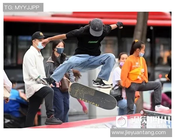 成都滑板队防反战术深度分析与实战技巧分享