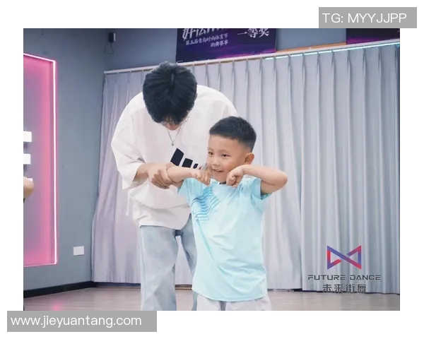 武汉街舞队的比赛经验变革引发热议街舞文化新潮流探讨