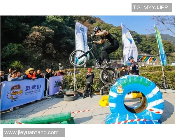 深圳街舞队的蜕变之路：极限运动会上的青春热血与梦想追逐