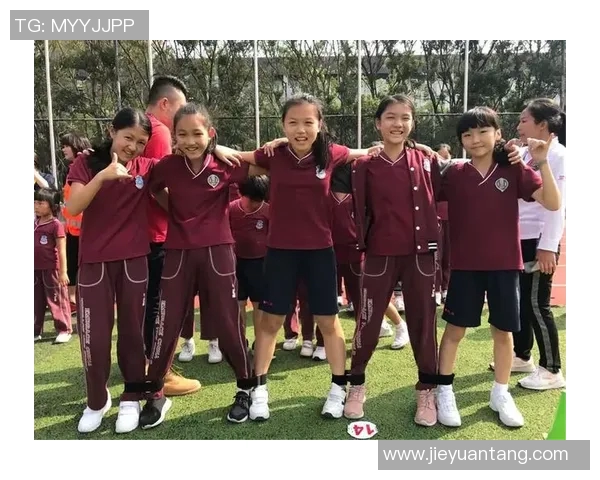 重庆滑板队的默契配合与团队精神探讨 重庆滑板队的默契配合与团队精神探讨