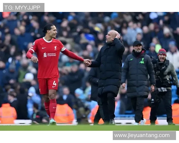 利物浦与曼城激战正酣比赛比分揭晓引发热议 利物浦与曼城激战正酣比赛比分揭晓引发热议