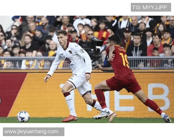 帕纳辛纳与拉米亚的精彩对决揭示希腊足球的激烈竞争与魅力