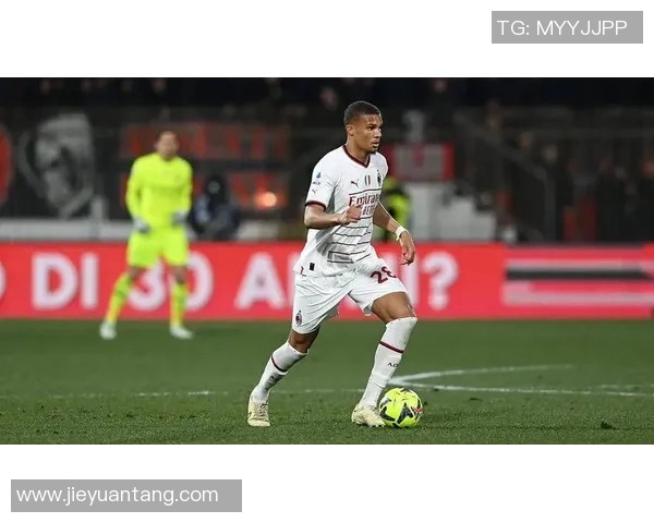 米兰对阵中央陆军的精彩较量揭示足球战术与团队精神的完美结合