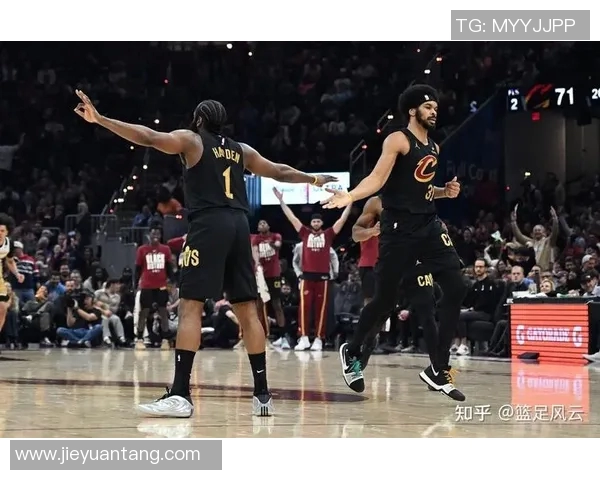 网篮与雷霆历史交锋回顾及战绩分析探讨