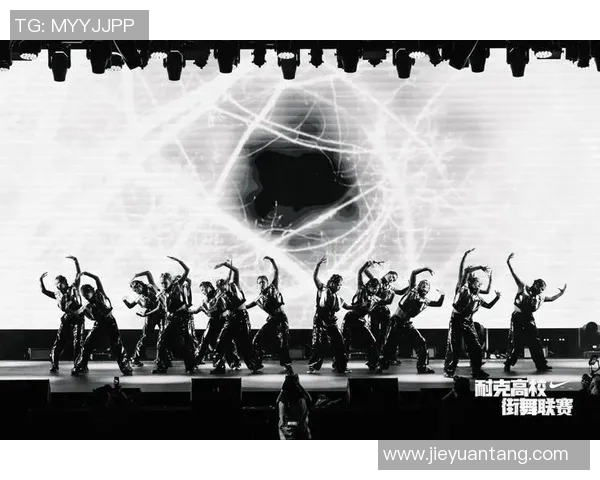 重庆街舞队在全国街舞大赛中的节奏表现与创意点评分析 重庆街舞队在全国街舞大赛中的节奏表现与创意点评分析