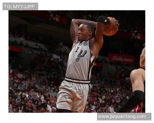 马刺队重蹈覆辙波波维奇轮休主力遭联盟重罚再掀争议 马刺队重蹈覆辙波波维奇轮休主力遭联盟重罚再掀争议