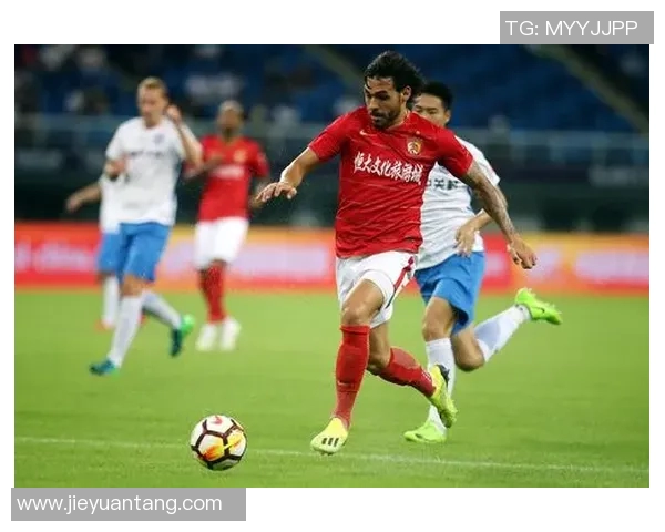 2018年8月1日恒大与泰达激战正酣精彩瞬间回顾与赛后分析 2018年8月1日恒大与泰达激战正酣精彩瞬间回顾与赛后分析