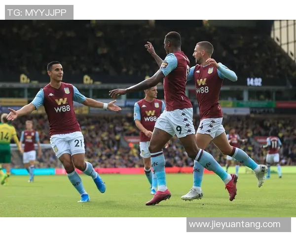 南安普顿主场迎战朗斯期待精彩对决双方争夺欧战资格的关键战役