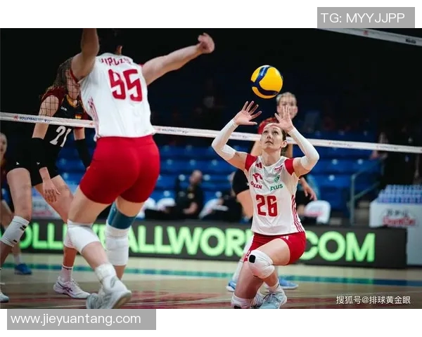 古巴女排与加拿大女排激战正酣谁能在国际赛场上笑到最后